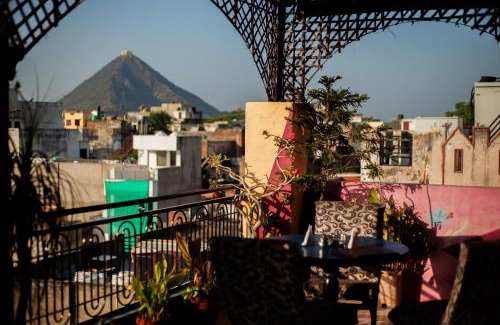 Pushkar Hotel | Hotel Everest