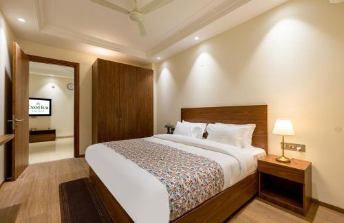 DLF Phase 5 Casa | Hotel Exotica Avenue - Business-Friendly Stay, Golf Course Road, Cyberhub, One Horizon Center & Metro