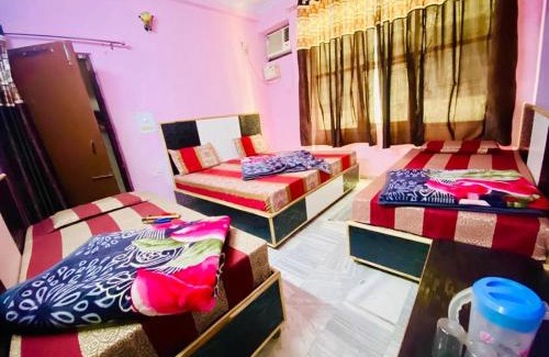 Haridwar Apartamento | Hotel Family Stay Near Shivmurti Chowk - A Group Hotel Of Ganga