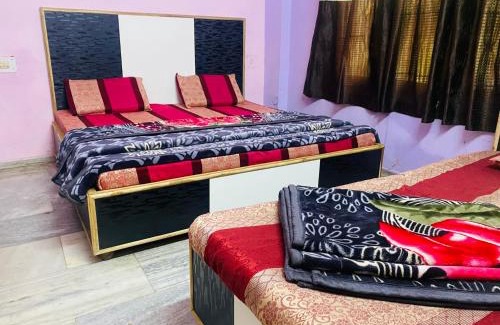 Haridwar Apartamento | Hotel Family Stay Near Shivmurti Chowk - A Group Hotel Of Ganga
