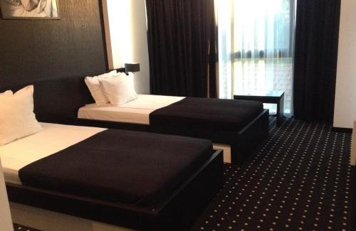 rayon Triaditsa Hotel | Hotel Fashion - Free Parking