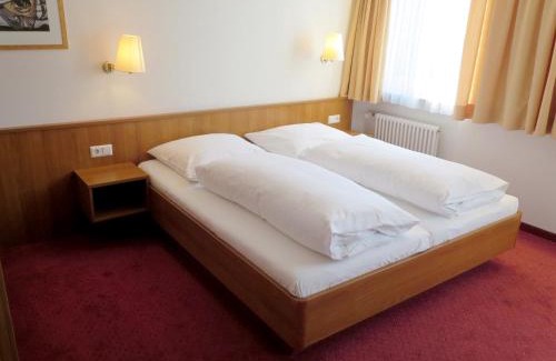 Heusteigviertel Hotel | Hotel Find