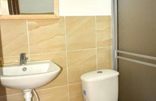 Suba Cama Y Desayuno | Hotel Flamante Bulevar- Habitación Doble con baño privado 2