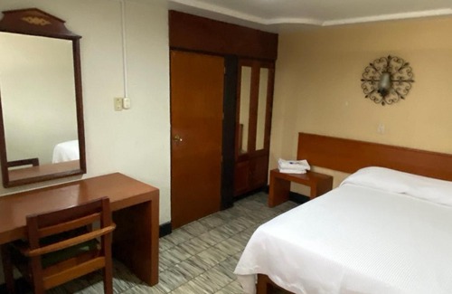 Ciudad Guzmán Hotel | HOTEL FLAMINGOS DE CIUDAD GUZMAN