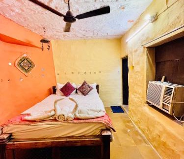 Amar Sagar Pol Casa | Hotel Flanker jaisalmer