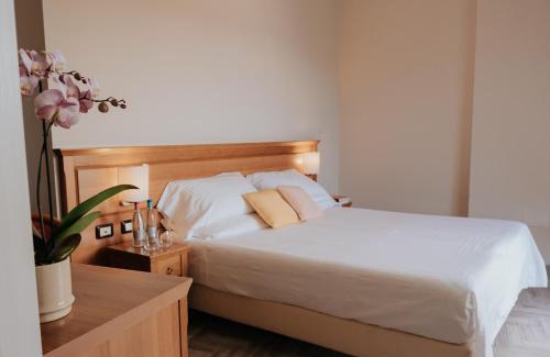 Carciano Hotel | Hotel Flora