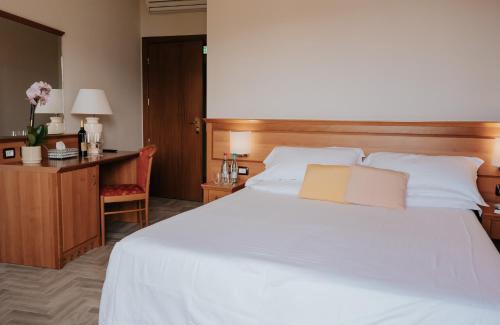 Carciano Hotel | Hotel Flora