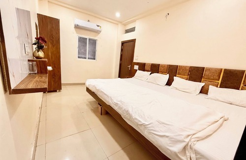 Ujjain Hotel | Hotel Fortune Palace - near Main Places
