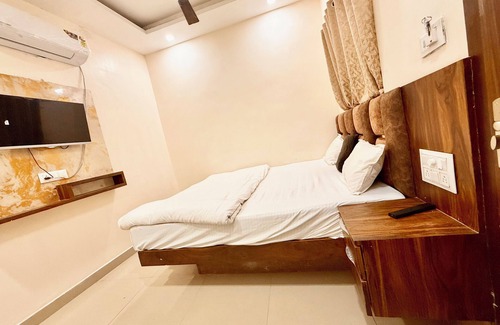 Ujjain Hotel | Hotel Fortune Palace - near Main Places