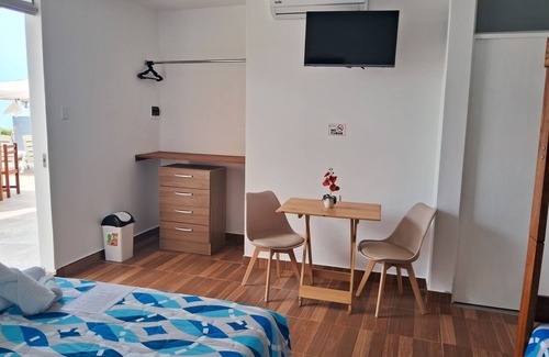 Punta Sal Hotel | Hab12 Hotel Frente al mar ideal para disfrutar del sol y descansar con Wifi y AC