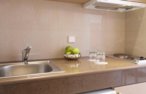Petaloudes Hotel | Hotel Galaxias