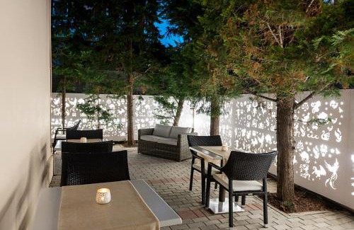 Petaloudes Hotel | Hotel Galaxias