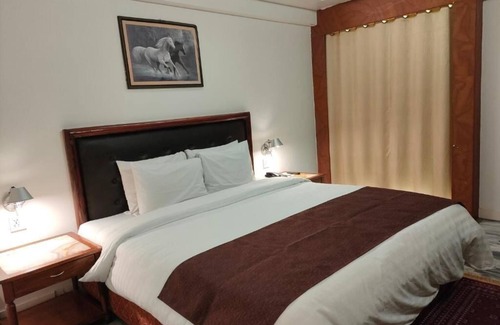 Karachi Hotel | Hotel Galaxy Karachi