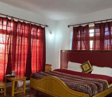 Leh Hotel | Hotel Galaxy Ladakh