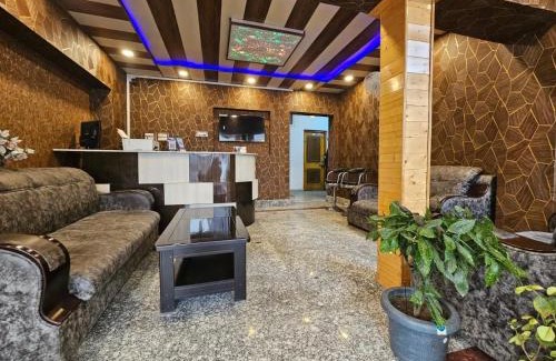 Vasant Kunj Hotel | Hotel GALXY NEAR AIRPORT T1 T2 T3