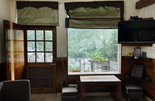 Dharamshala Hotel | Hotel Gandhi's Paradise