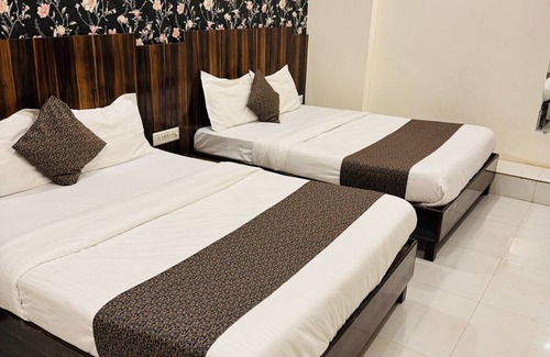 Kurla West Hotel | Hotel Garden Palace