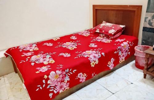 Dhaka Hotel | Hotel Garden View Jatrabari