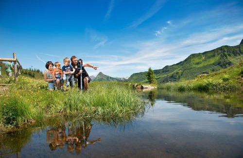 Damuels Hotel | Hotel Garni Alpina