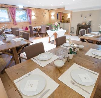 Seeon-Seebruck Casa | Hotel garni - Chiemsee-Pension-Seebruck