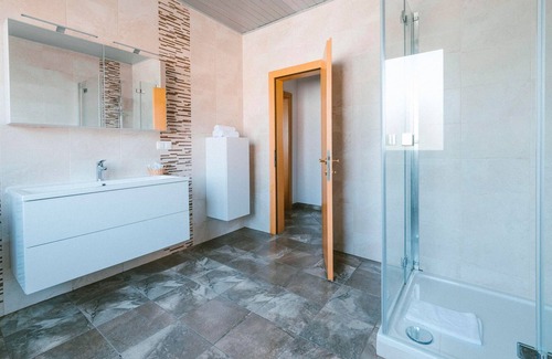 Illmitz Casa | Hotel Garni Dreibettzimmer Du/wc - Hotel Johannes-zeche Tauber