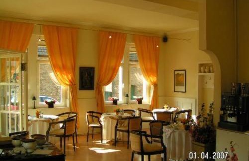 Worringen Casa | Hotel Gasthaus Krone