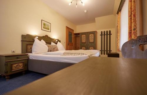 Haus im Ennstal Casa | Hotel Gasthof Stenitzer