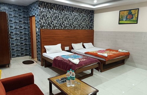Silchar Hotel | HOTEL GEETANJALI BY ROH