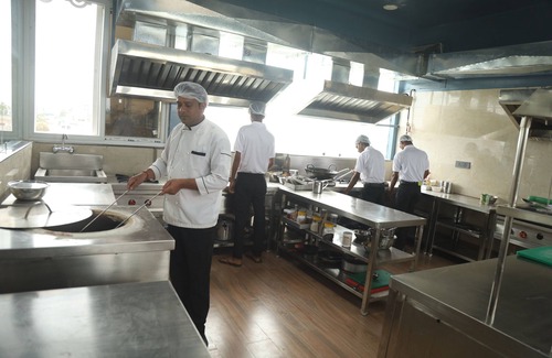 Deoghar Hotel | Hotel Geetanjali International Annex