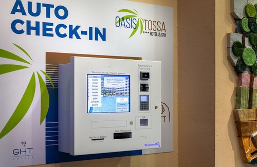 Tossa de Mar Hotel | Hotel GHT Oasis Tossa & Spa