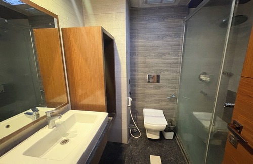 Puri Hotel | Hotel Golden Palace Puri