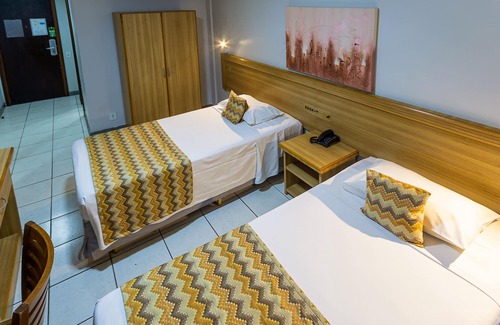Gloria Hotel | Hotel Golden Park Rio de Janeiro Aeroporto By Nacional Inn