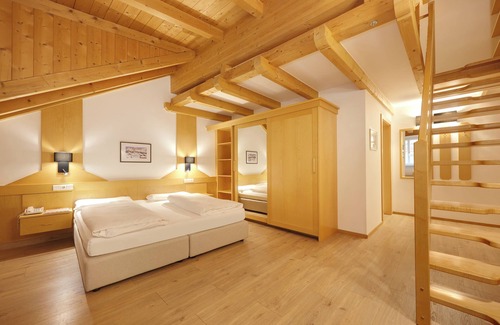 Old Town Hotel | Hotel Goldene Rose