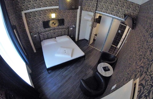 Landstrasse Hotel | Goldene Spinne