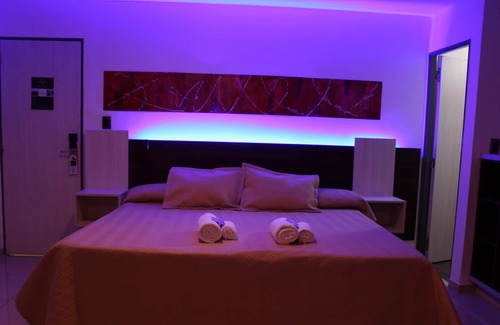 Villa Carlos Paz Hotel | HOTEL GOLEN ROSS