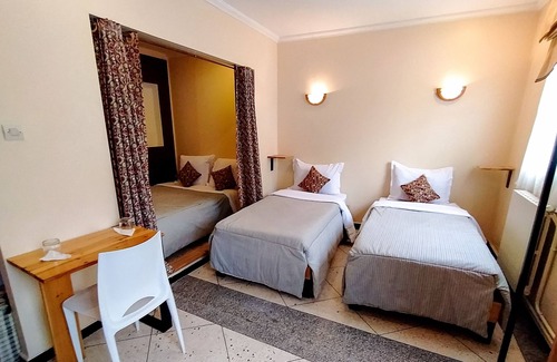 Tlemcen Cama Y Desayuno | Hotel Grand Bassin