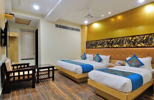 Paharganj Hotel | Hotel Grand Uddhav