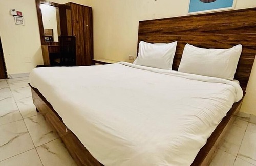 Sector 3 Hotel | Hotel Green Arrow Rohini