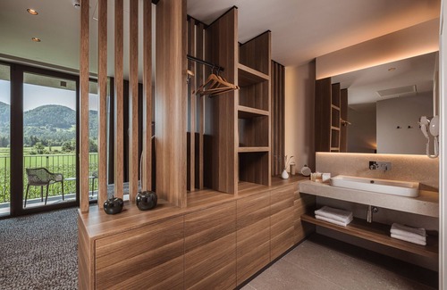 Vransko Hotel | Hotel Grof