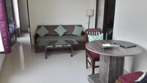 Paonta Sahib Hotel | Hotel Guru Surbhi
