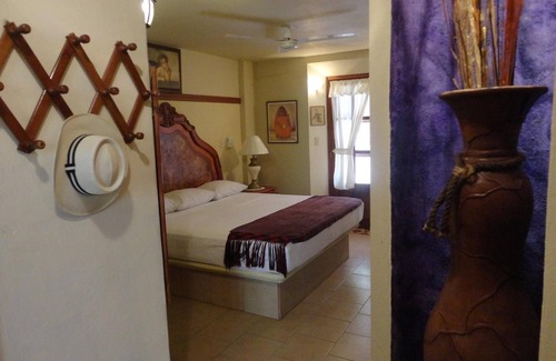 El Guayabal Hotel | Hotel Hacienda Flamingos