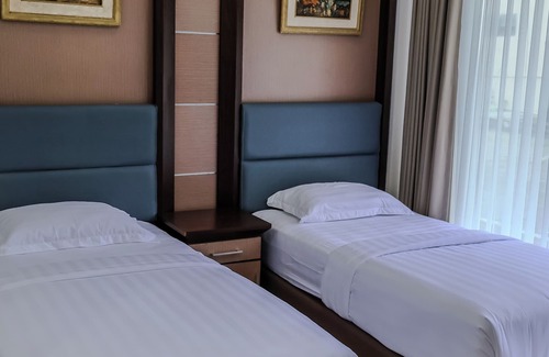Lubuklinggau Hotel | Hotel Hakmaz Taba Syariah Lubuk Linggau