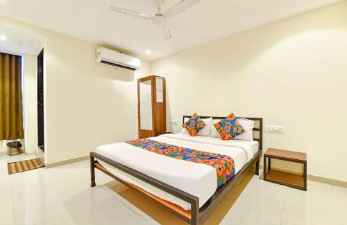 Surat Hotel | Hotel Happy Rooms