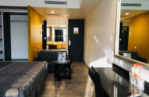 Benito Juárez Hotel | Hotel Harare