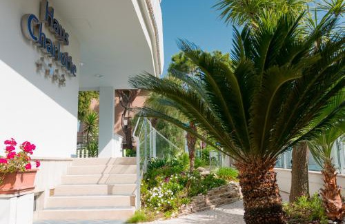 Porto d'Ascoli Hotel | Hotel Haus Charlotte
