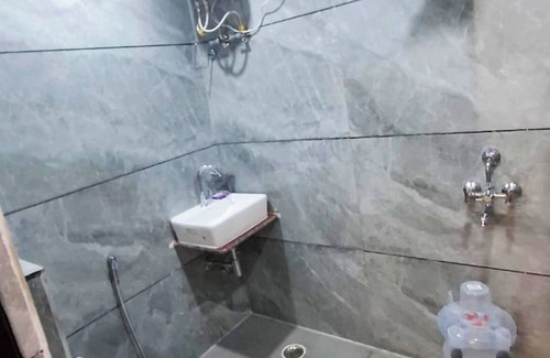 Mayapur Hotel | Hotel Haveli Guest House Haridwar