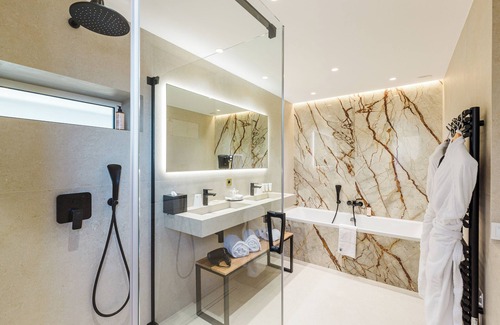 Juan-les-Pins Hotel | Hotel Helios