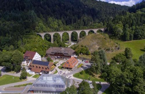 Breitnau Hotel | Hotel Hofgut Sternen - Ravennaschlucht