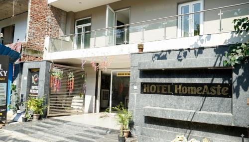 Anand Vihar Hotel | Hotel HomeAste 001 Near Yashobhoomi Convention Center