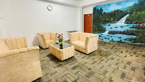 Kusial Hotel | Hotel & Homestay Four Friends Tanah Merah, Kelantan